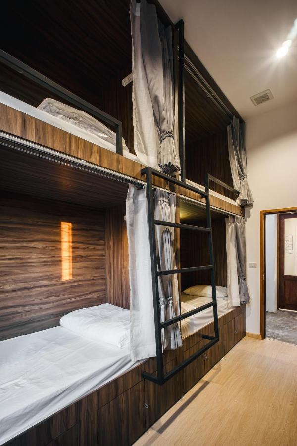 Hostel Urby Бангкок Экстерьер фото