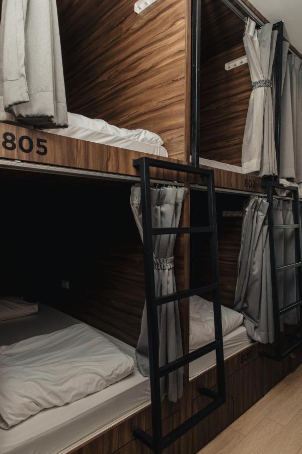 Hostel Urby Бангкок Экстерьер фото